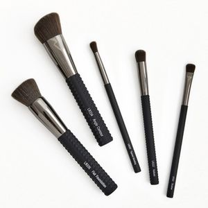 LARUCE ESSENTIALS BRUSH SET